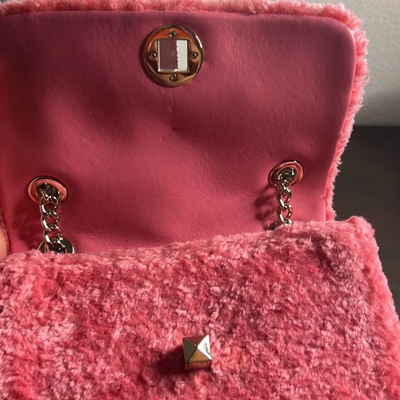 Kate Spade Natalia faux fur small flap crossbody bright blush EUC - Picture 7 of 13